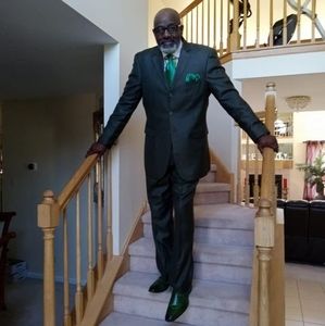 Meet your Posher, Reginald